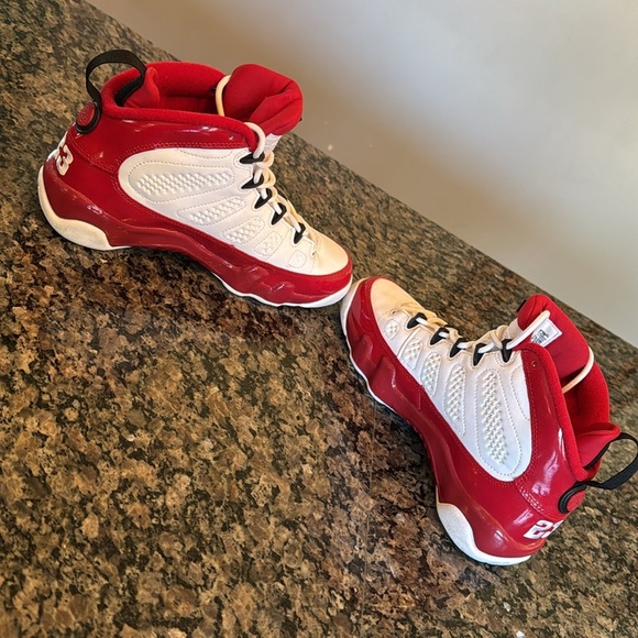 Jordan retro 9 Kids' Red and White Sneakers 5.5Y - Picture 7 of 11